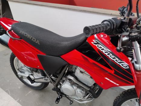 HONDA XR Tornado 250 , Foto 4
