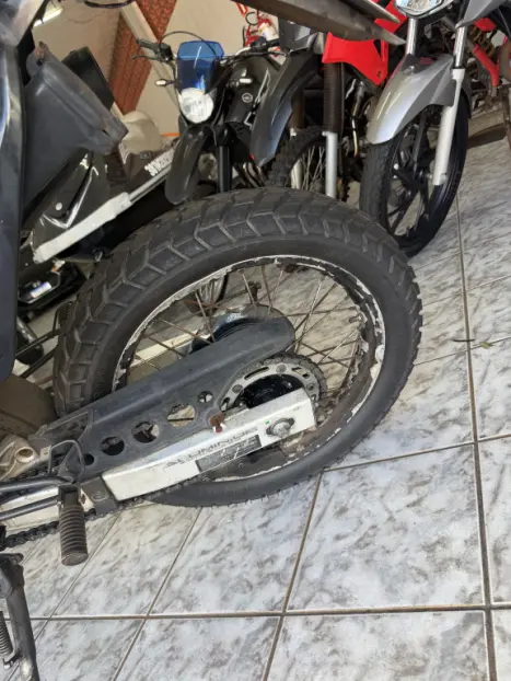 HONDA XR Tornado 250 , Foto 8