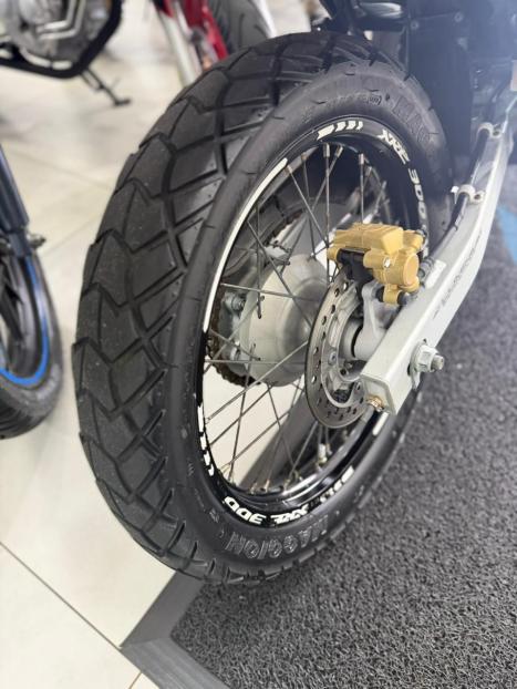 HONDA XRE 300 , Foto 8