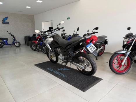 HONDA XRE 300 , Foto 5