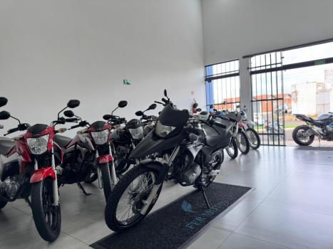 HONDA XRE 300 , Foto 3