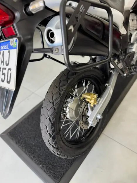 HONDA XRE 300 , Foto 9