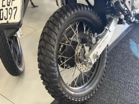 HONDA XRE 300 , Foto 9