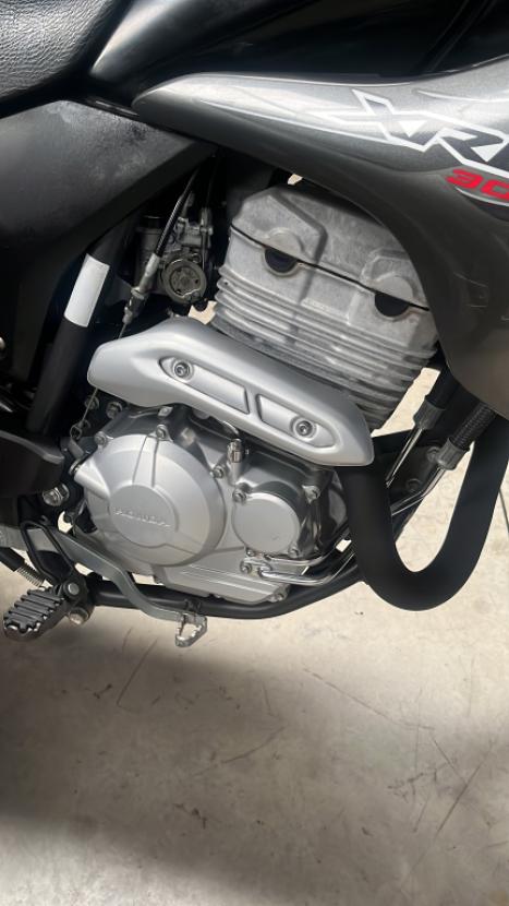 HONDA XRE 300 , Foto 5