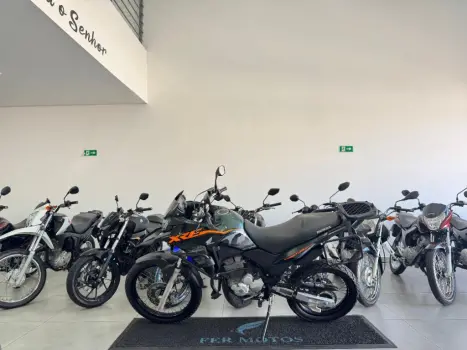 HONDA XRE 300 ADVENTURE, Foto 4