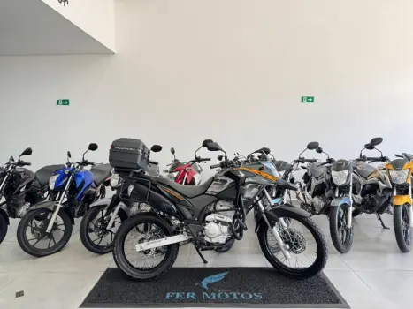 HONDA XRE 300 ADVENTURE, Foto 1