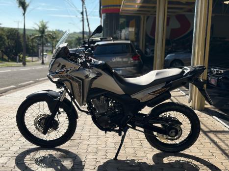 HONDA XRE 300 ADVENTURE, Foto 5