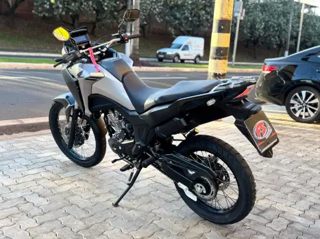HONDA XRE 300 FLEX, Foto 3