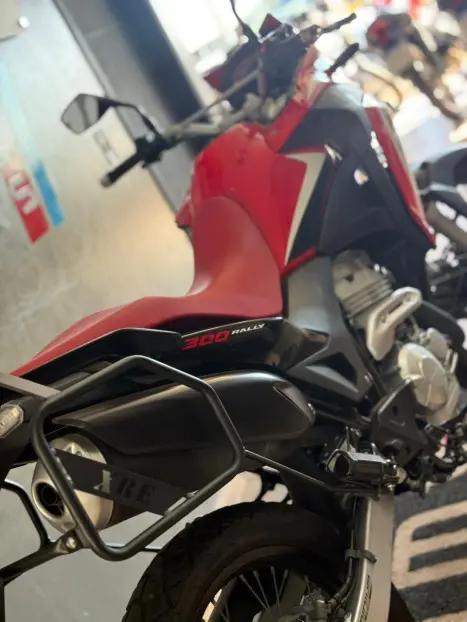 HONDA XRE 300 RALLY ABS, Foto 10