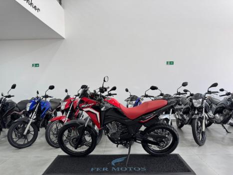 HONDA XRE 300 Sahara RALLYE, Foto 4