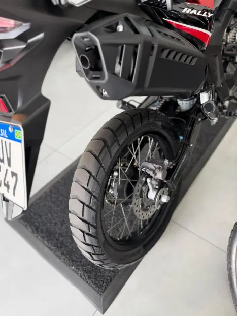 HONDA XRE 300 Sahara RALLYE, Foto 9