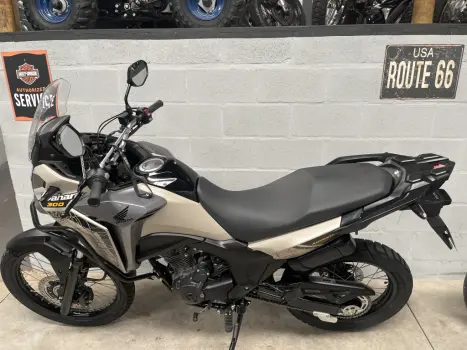 HONDA XRE 300 Sahara ADVENTURE, Foto 2