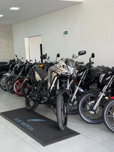 HONDA XRE 300 Sahara ADVENTURE, Foto 7