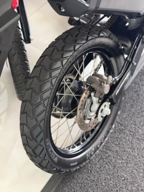 HONDA XRE 300 Sahara ADVENTURE, Foto 10