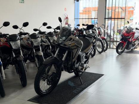 HONDA XRE 300 Sahara ADVENTURE, Foto 3