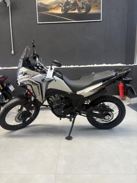 HONDA XRE 300 Sahara ADVENTURE, Foto 7