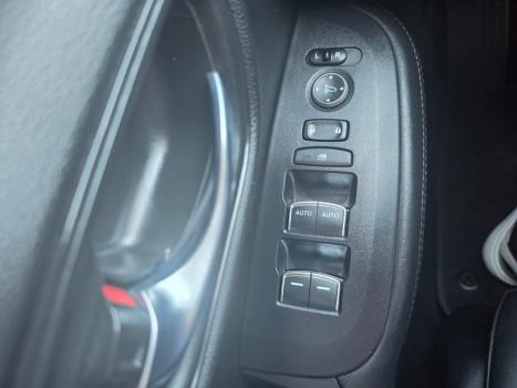 HONDA ZR-V 2.0 16V 4P i-VTEC TOURING AUTOM�TICO CVT, Foto 11