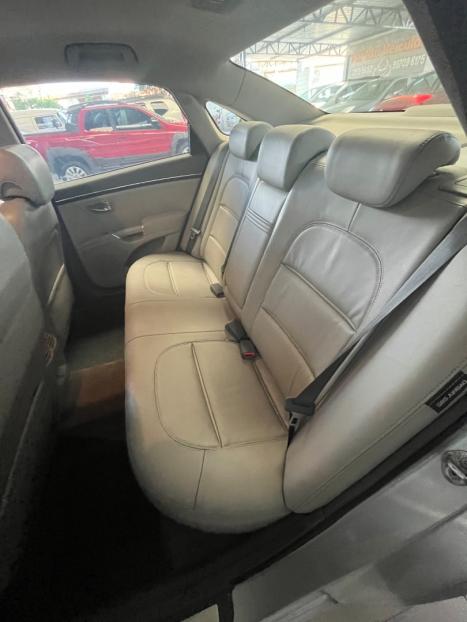 HYUNDAI Azera 3.3 V6 24V GLS AUTOM�TICO, Foto 9