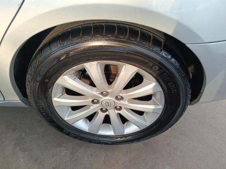 HYUNDAI Azera 3.3 V6 24V GLS AUTOM�TICO, Foto 11