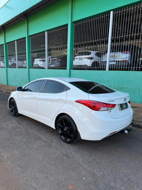 HYUNDAI Elantra 1.8 16V 4P GLS AUTOM�TICO, Foto 2
