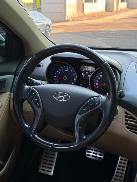HYUNDAI Elantra 1.8 16V 4P GLS AUTOM�TICO, Foto 15