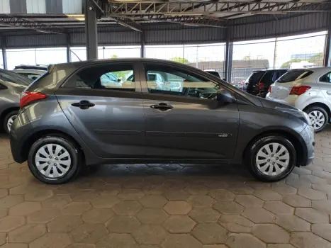 HYUNDAI HB 20 Hatch 1.0 12V 4P FLEX COMFORT, Foto 5 HYUNDAI HB 20 Hatch 1.0 12V 4P FLEX COMFORT, Foto 5