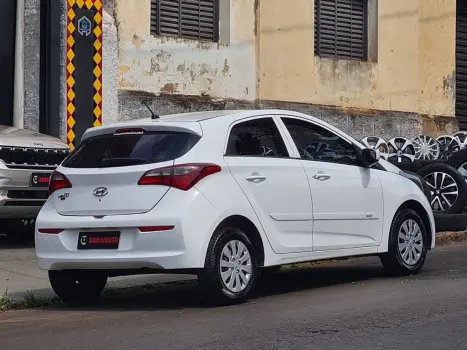 HYUNDAI HB 20 Hatch 1.0 12V 4P FLEX UNIQUE, Foto 2