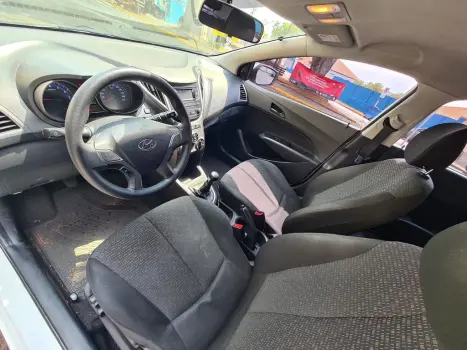 HYUNDAI HB 20 Hatch 1.0 12V 4P FLEX UNIQUE, Foto 5