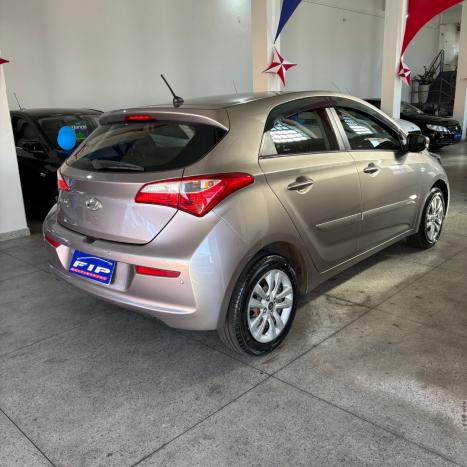 HYUNDAI HB 20 Hatch 1.0 12V 4P FLEX COMFORT PLUS, Foto 9 HYUNDAI HB 20 Hatch 1.0 12V 4P FLEX COMFORT PLUS, Foto 9