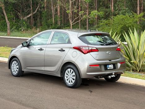 HYUNDAI HB 20 Hatch 1.0 12V 4P FLEX UNIQUE, Foto 2