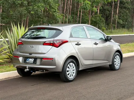 HYUNDAI HB 20 Hatch 1.0 12V 4P FLEX UNIQUE, Foto 4