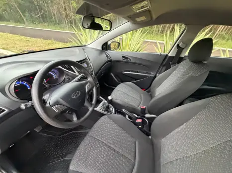 HYUNDAI HB 20 Hatch 1.0 12V 4P FLEX UNIQUE, Foto 13
