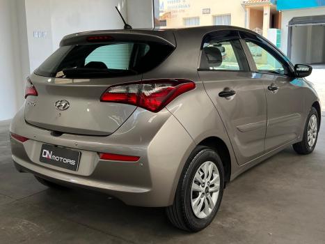 HYUNDAI HB 20 Hatch 1.0 12V 4P FLEX UNIQUE, Foto 5