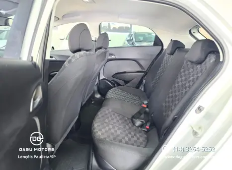 HYUNDAI HB 20 Hatch 1.6 16V 4P COMFORT FLEX AUTOM�TICO, Foto 9