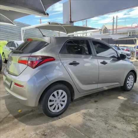 HYUNDAI HB 20 Hatch 1.0 12V 4P FLEX UNIQUE, Foto 4