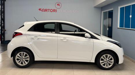 HYUNDAI HB 20 Hatch 1.0 12V 4P FLEX COMFORT, Foto 4