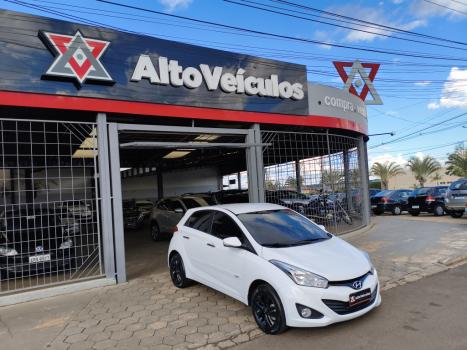 HYUNDAI HB 20 Hatch 1.6 16V 4P PREMIUM FLEX AUTOM�TICO, Foto 3