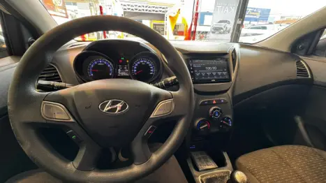 HYUNDAI HB 20 Hatch 1.0 12V 4P FLEX UNIQUE, Foto 8