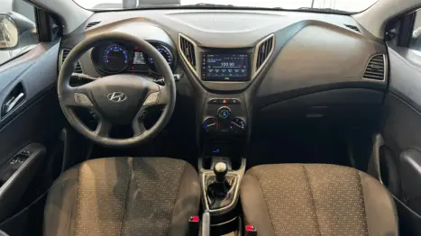 HYUNDAI HB 20 Hatch 1.0 12V 4P FLEX UNIQUE, Foto 9