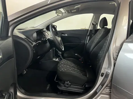 HYUNDAI HB 20 Hatch 1.6 16V 4P COMFORT FLEX AUTOM�TICO, Foto 10