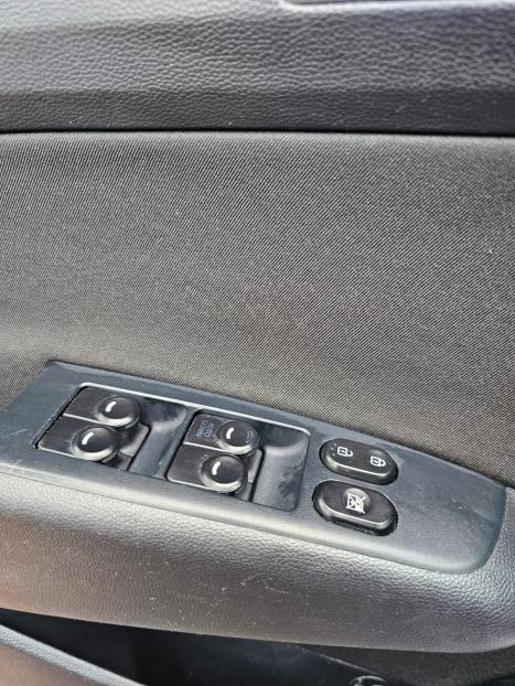 HYUNDAI HB 20 Hatch 1.6 16V 4P FLEX COMFORT PLUS, Foto 9