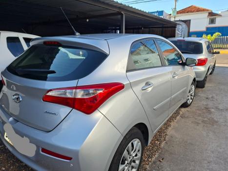 HYUNDAI HB 20 Hatch 1.6 16V 4P COMFORT FLEX AUTOM�TICO, Foto 3