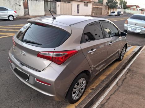 HYUNDAI HB 20 Hatch 1.0 12V 4P FLEX COMFORT PLUS, Foto 4