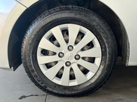 HYUNDAI HB 20 Hatch 1.0 12V 4P FLEX COMFORT, Foto 9