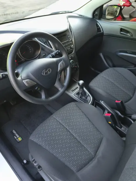 HYUNDAI HB 20 Hatch 1.0 12V 4P FLEX UNIQUE, Foto 8