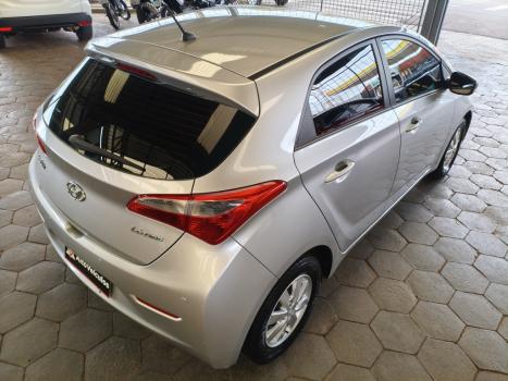 HYUNDAI HB 20 Hatch 1.6 16V 4P FLEX COMFORT PLUS, Foto 9