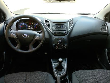 HYUNDAI HB 20 Hatch 1.0 12V 4P FLEX UNIQUE, Foto 13
