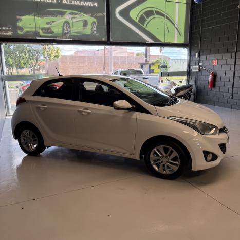 HYUNDAI HB 20 Hatch 1.6 16V 4P PREMIUM FLEX AUTOM�TICO, Foto 5