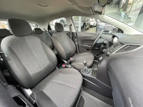 HYUNDAI HB 20 Hatch 1.0 12V 4P FLEX UNIQUE, Foto 12