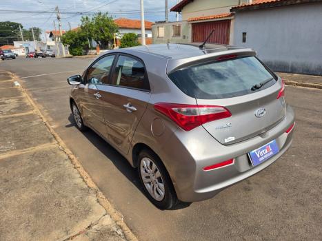 HYUNDAI HB 20 Hatch 1.6 16V 4P FLEX COMFORT PLUS, Foto 4